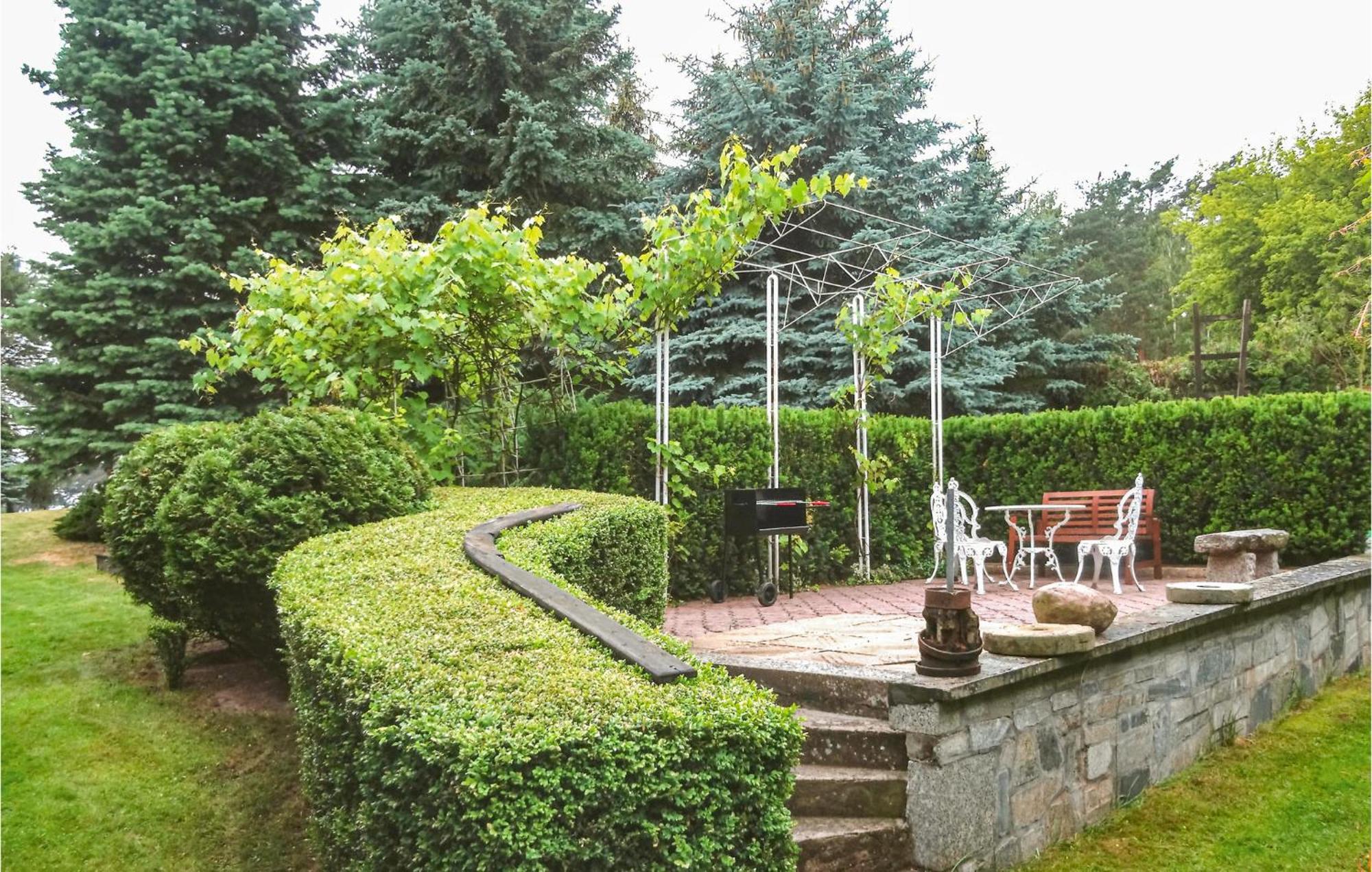 Awesome Home In Pleszew With Wifi Zawidowice Luaran gambar